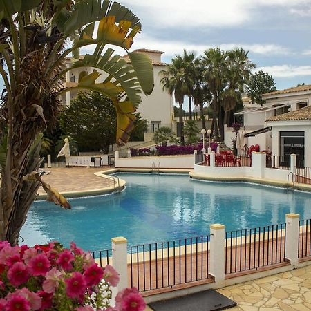Апартаменты Complejo Bellavista Residencial Пего Экстерьер фото