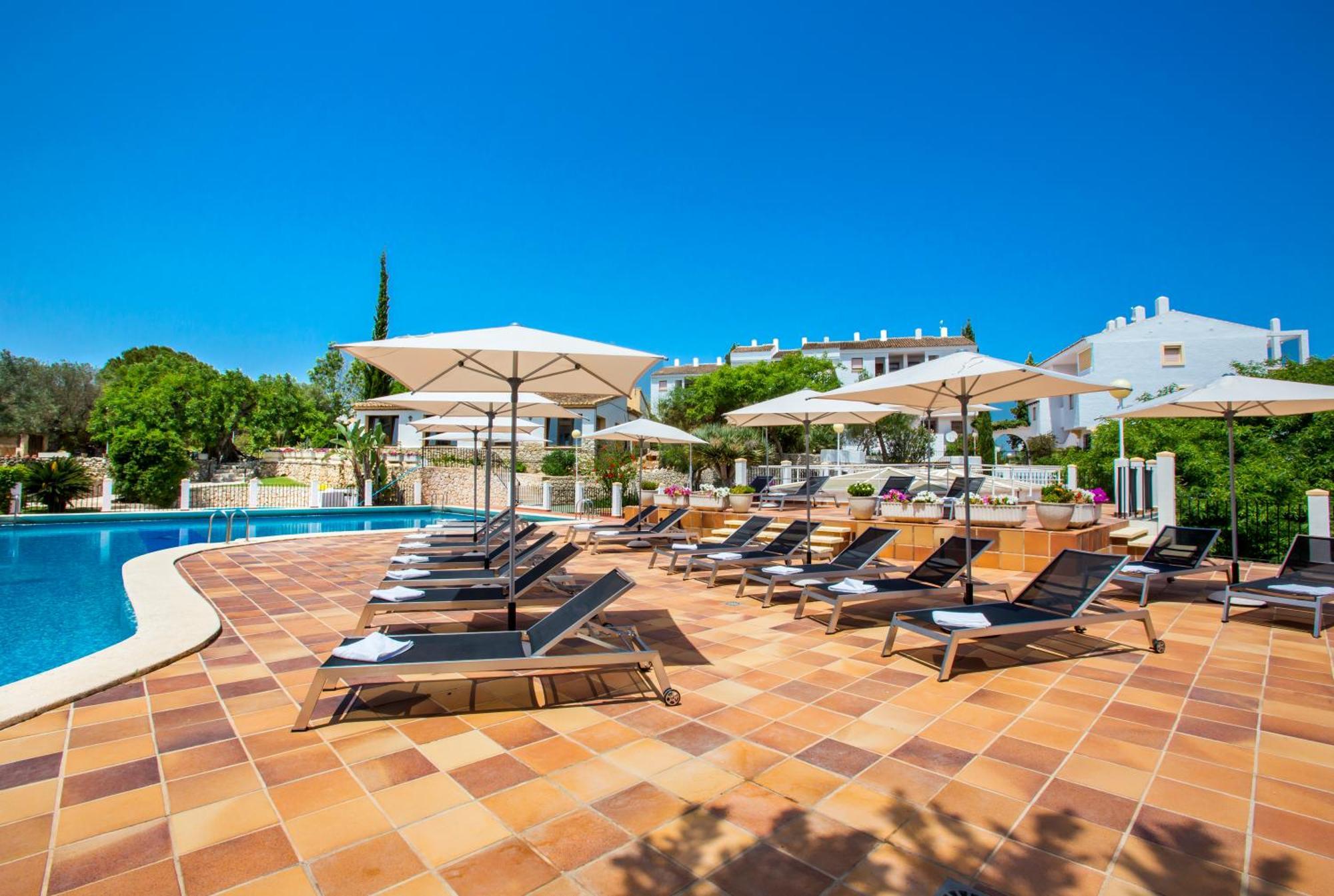 Апартаменты Complejo Bellavista Residencial Пего Экстерьер фото