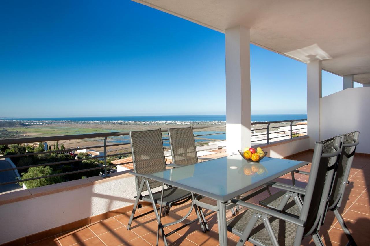Апартаменты Complejo Bellavista Residencial Пего Экстерьер фото